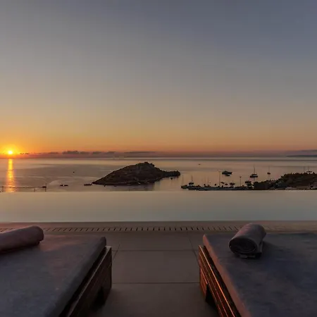 Blue Sea House *
